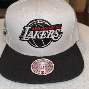 Lakers Mitchell and Ness hat